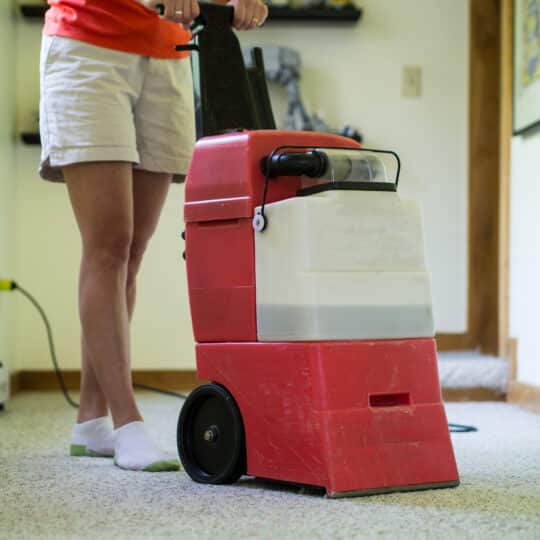 What You Need to Know About Renting a Carpet Cleaner