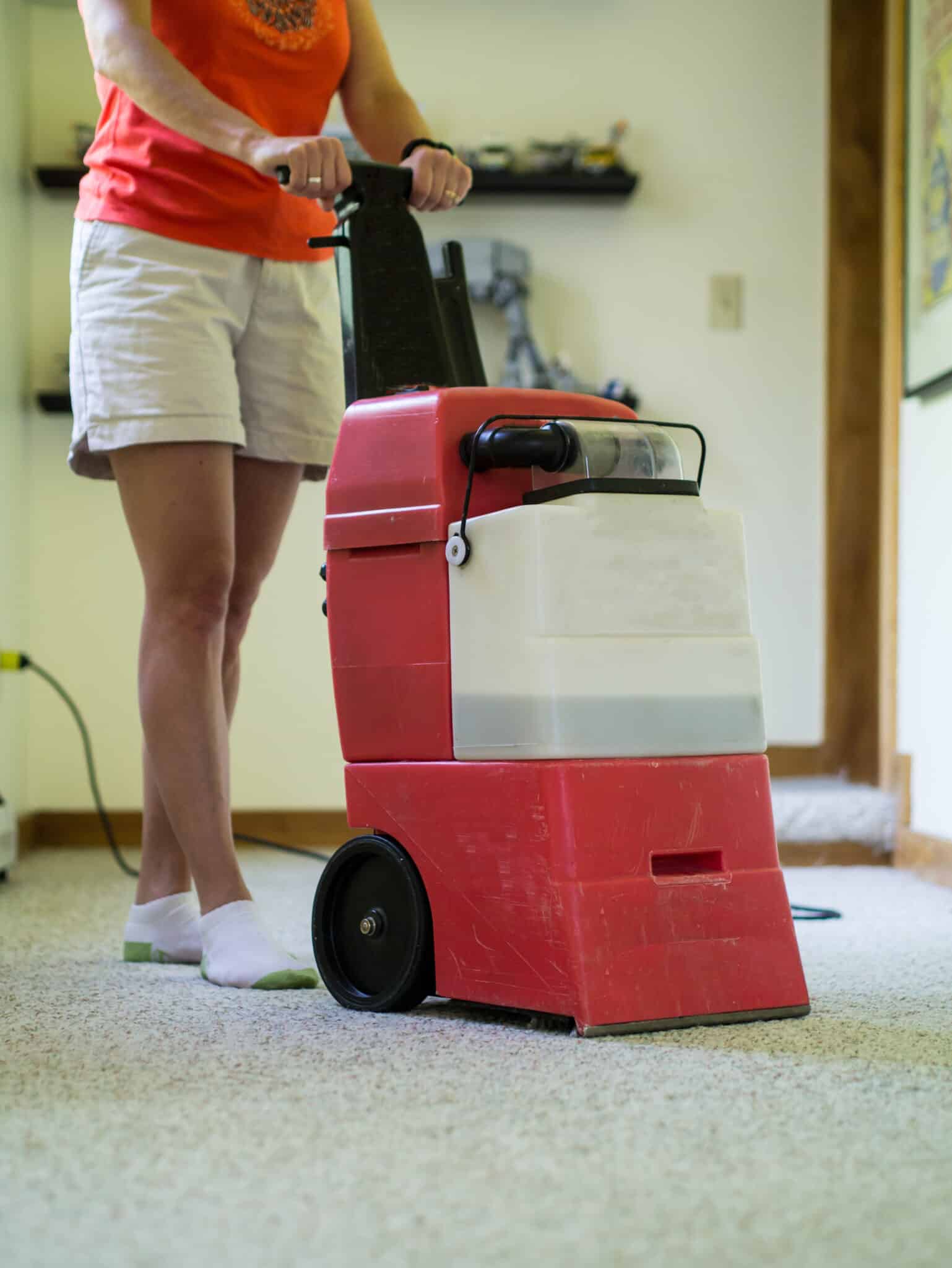 Ing A Carpet Cleaner